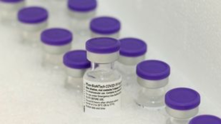 Η ανάμιξη διαφορετικών εμβολίων Covid-19 αυξάνει τη συχνότητα των ήπιων έως μέτριων παρενεργειών, αλλά δεν έχει κανένα πρόβλημα ασφάλειας