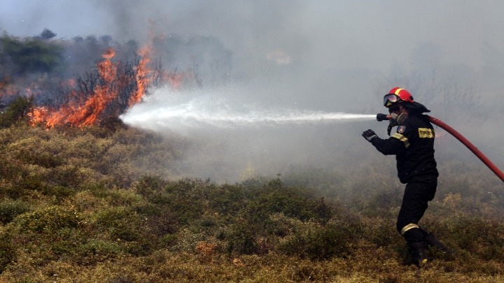 Αχαΐα: Οριοθετημένη η φωτιά στην περιοχή Ζήρεια
