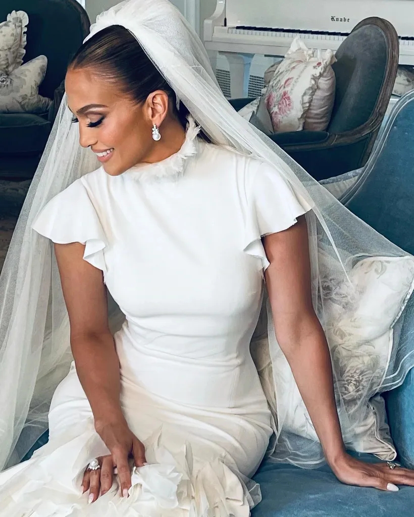 jennifer-lopez-shares-never-before-seen-wedding-dress-pictures