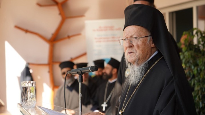 «Σας προτρέπουμε να καλλιεργείτε και την πνευματικήν νοημοσύνη», συνέστησε σε μαθητές ο Οικουμενικός Πατριάρχης Βαρθολομαίος